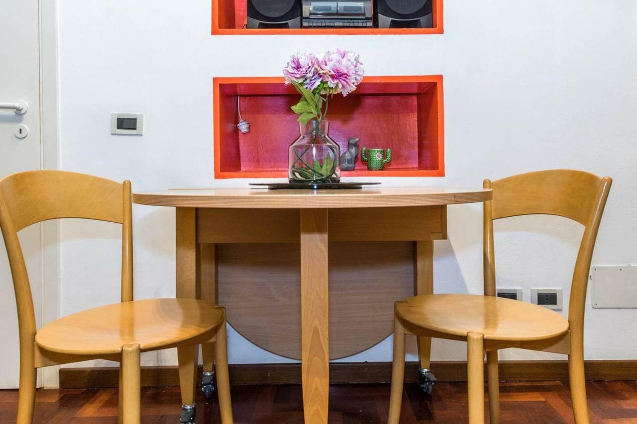 Altido Colorful Studio For 2 Close To Sforzesco Castle Milão Exterior foto